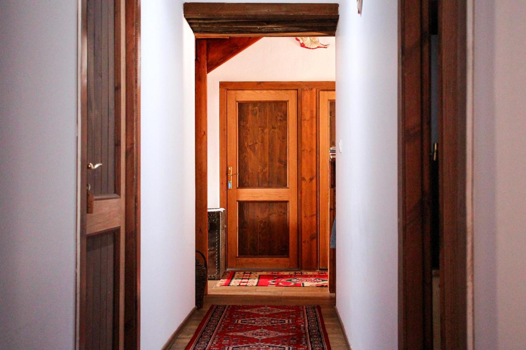 Silver Hill Guesthouse Gjirokastër Dış mekan fotoğraf