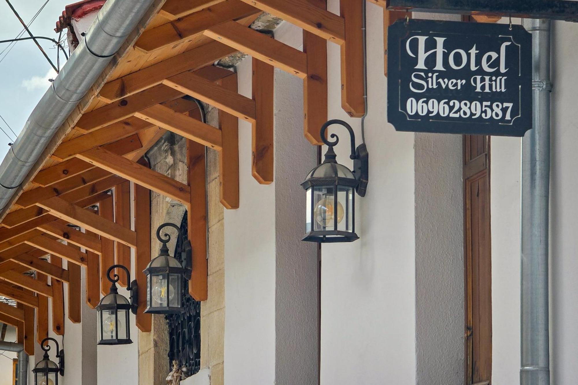 Silver Hill Guesthouse Gjirokastër Dış mekan fotoğraf