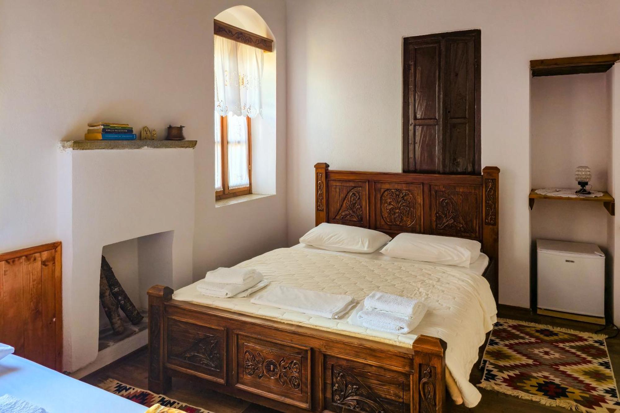 Silver Hill Guesthouse Gjirokastër Dış mekan fotoğraf