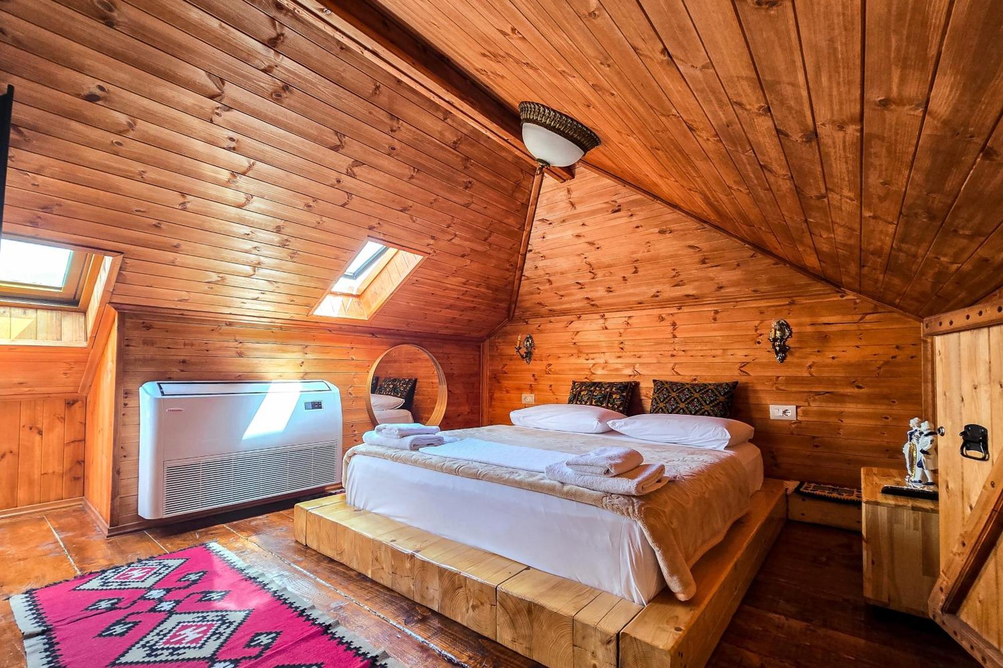 Silver Hill Guesthouse Gjirokastër Dış mekan fotoğraf