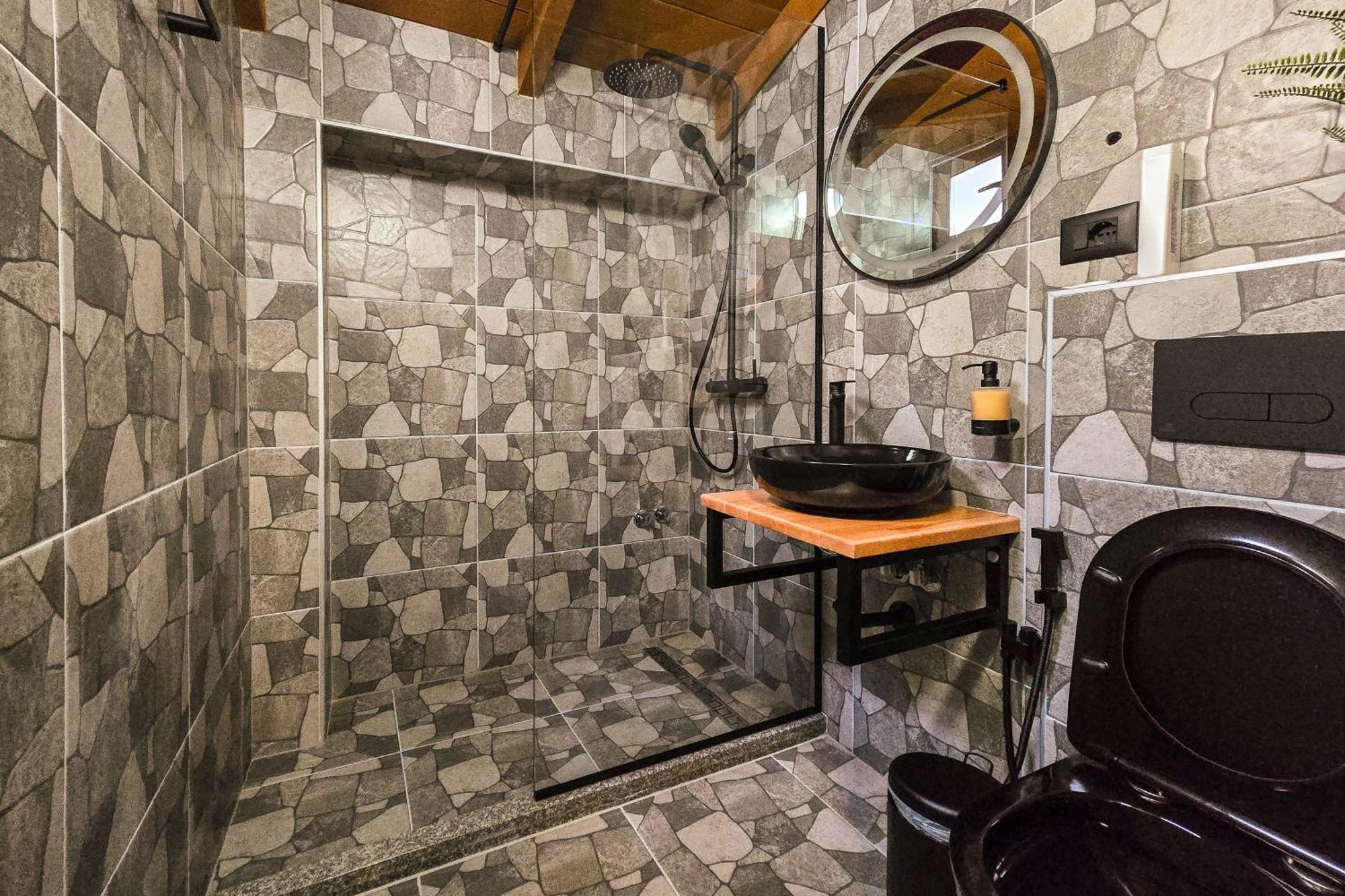 Silver Hill Guesthouse Gjirokastër Dış mekan fotoğraf